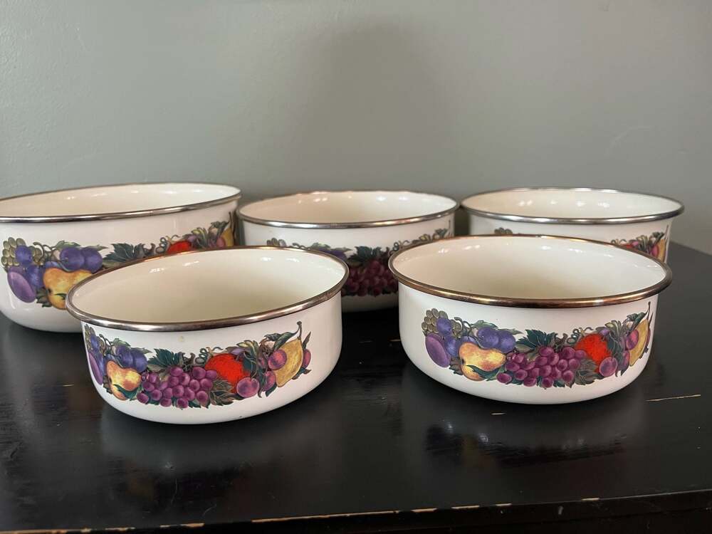 Vintage GMI Enamelware Fruit Pattern Nesting Mixing Bowls - Set of 5